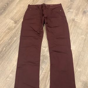 Banana republic traveler Jean